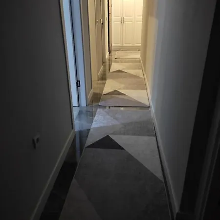 Апартаменты Lux Flat For 5 People With Nice Seaview Altinova (Yalova)